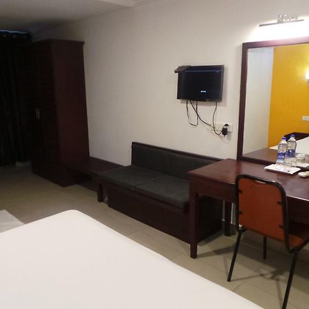 Hotel Wayanad Regency Kedavūr 外观 照片