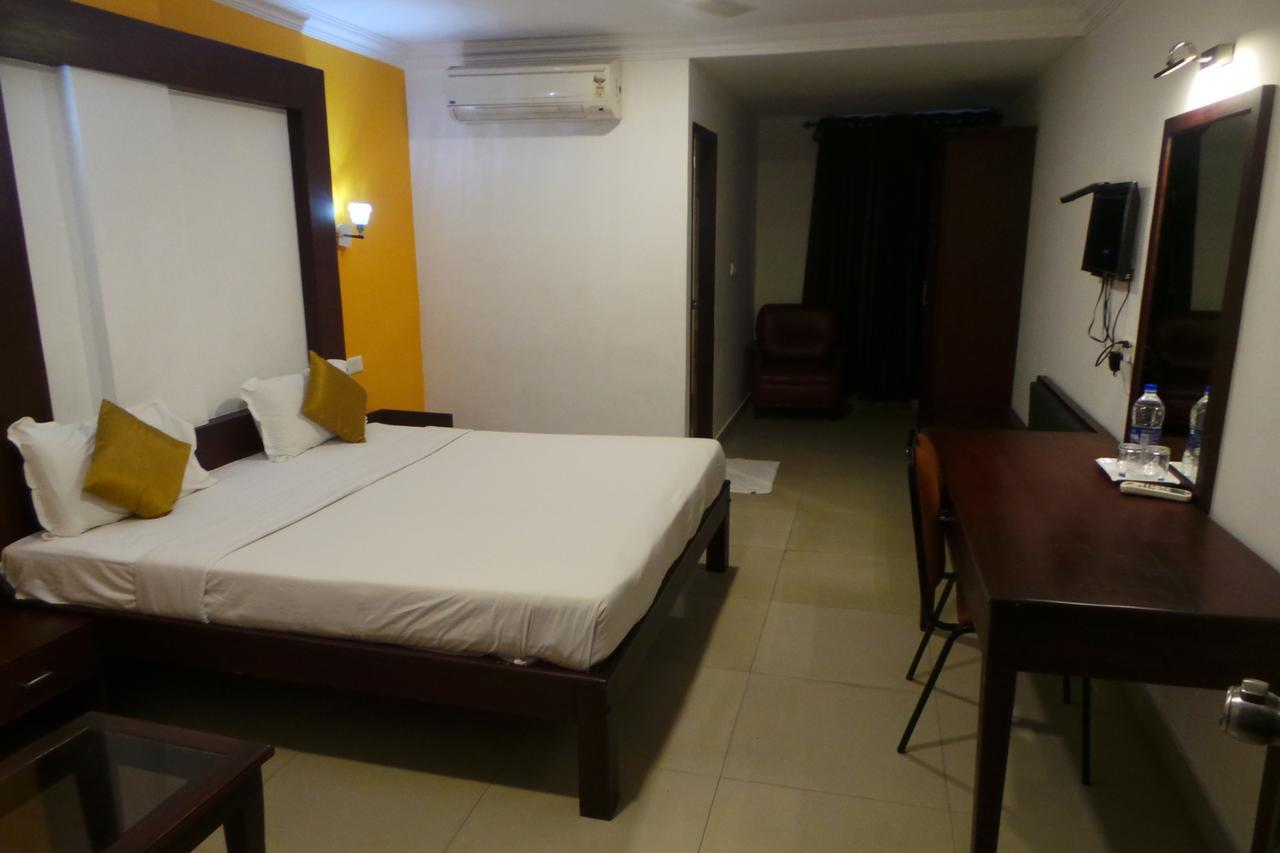 Hotel Wayanad Regency Kedavūr 外观 照片